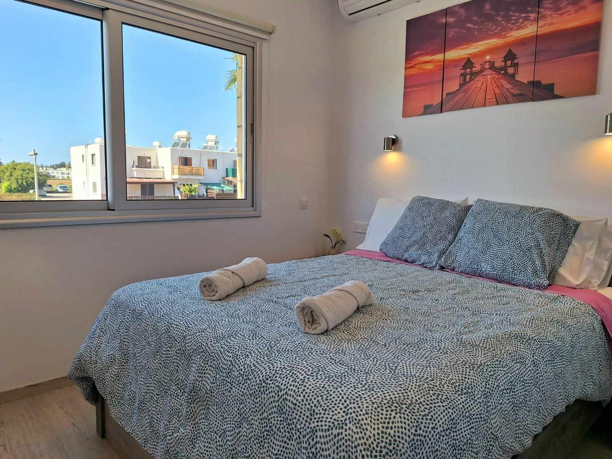 Appartamento Charming Holiday Retreat Kato Paphos Apt 400M To The Beach Esterno foto